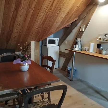 Bed & Breakfast Au Pans De Bois. Repos Et Détente 3*