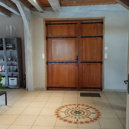 Au Pans De Bois. Repos Et Détente