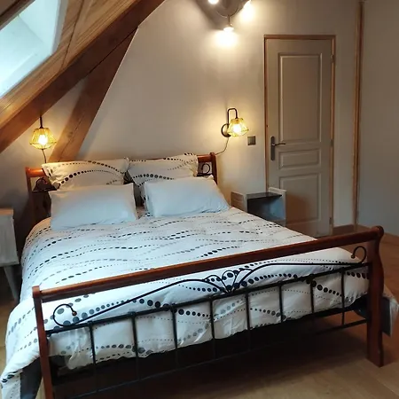 Au Pans De Bois. Repos Et Détente Bed & Breakfast