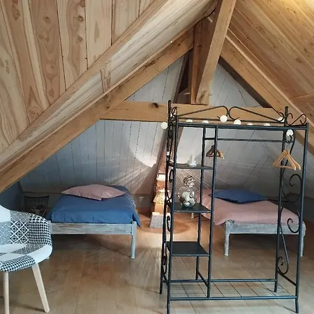 Au Pans De Bois. Repos Et Detente Alojamento de Acomodação e Pequeno-almoço Auxon (Aube)