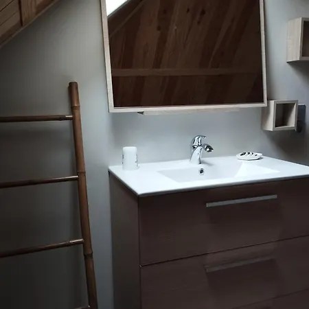 Bed & Breakfast Au Pans De Bois. Repos Et Détente